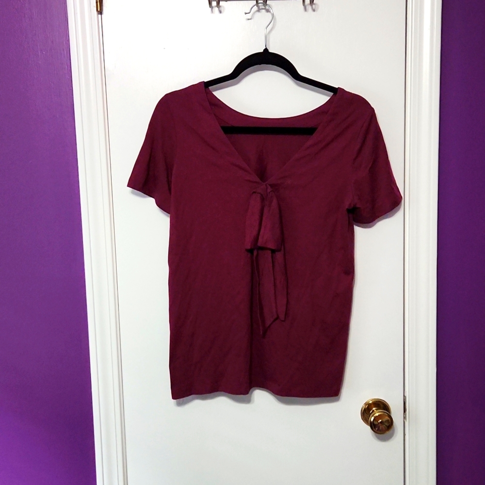 Designer tee